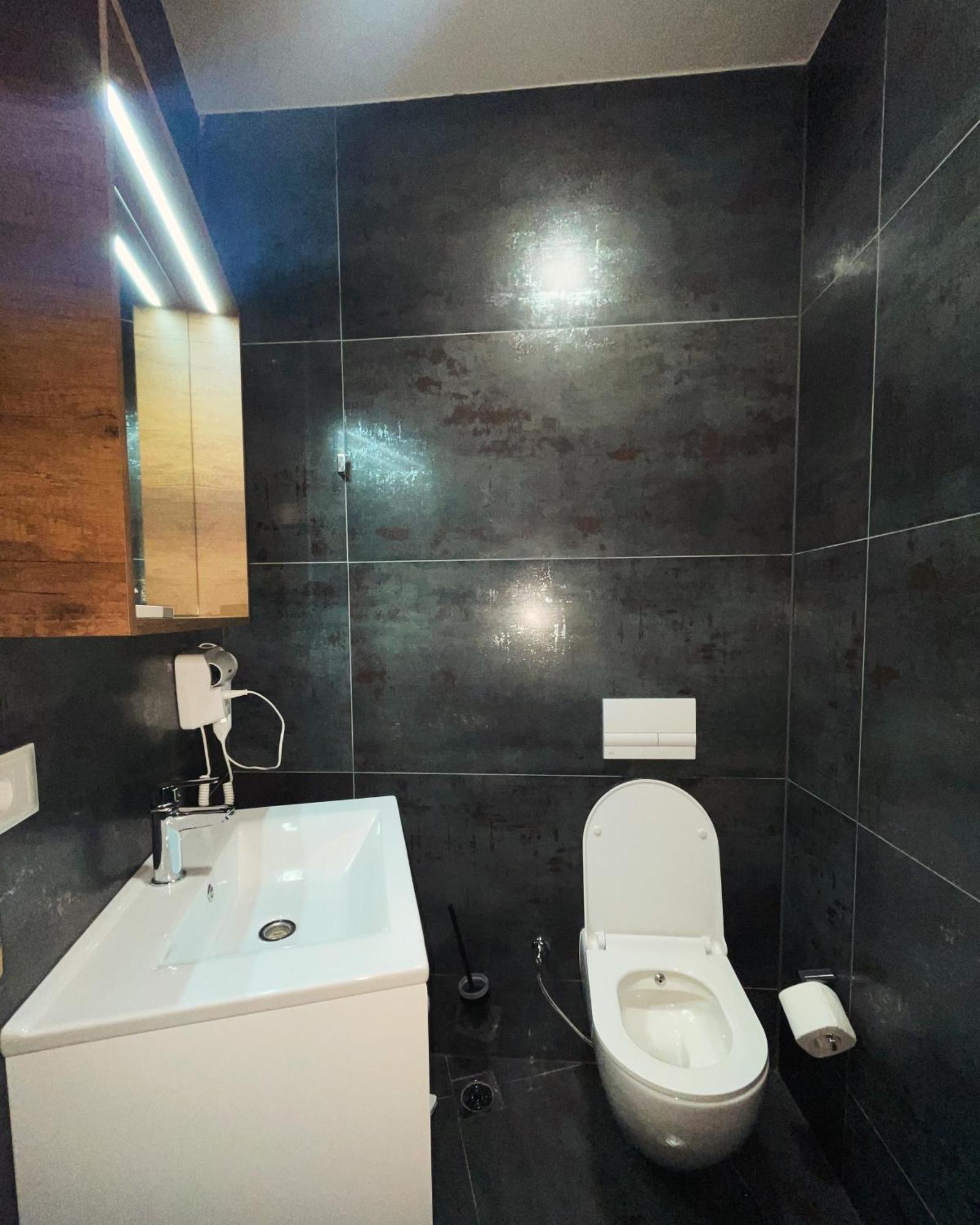 Grand Jnk Boutique Hotel Kukes 외부 사진