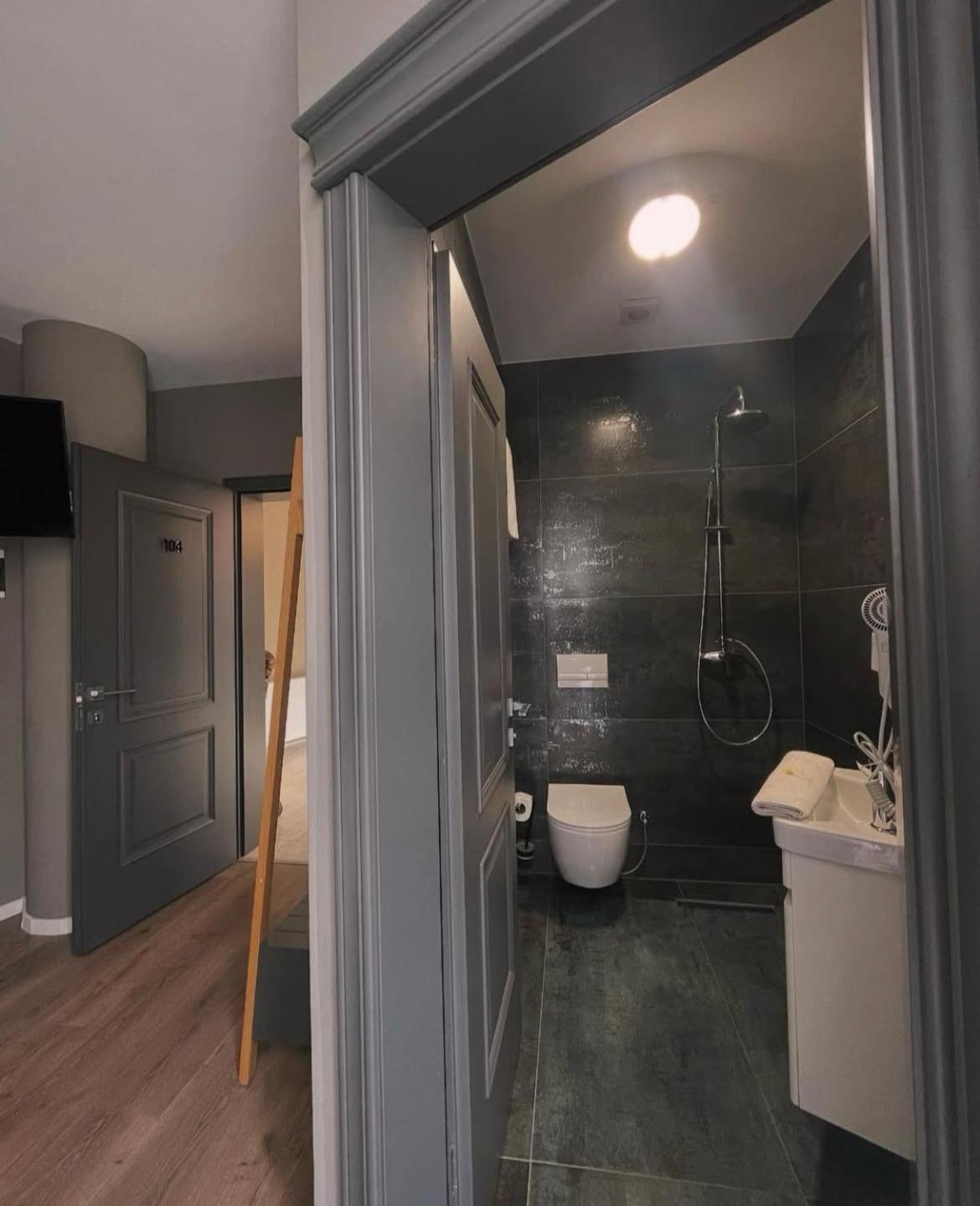 Grand Jnk Boutique Hotel Kukes 외부 사진